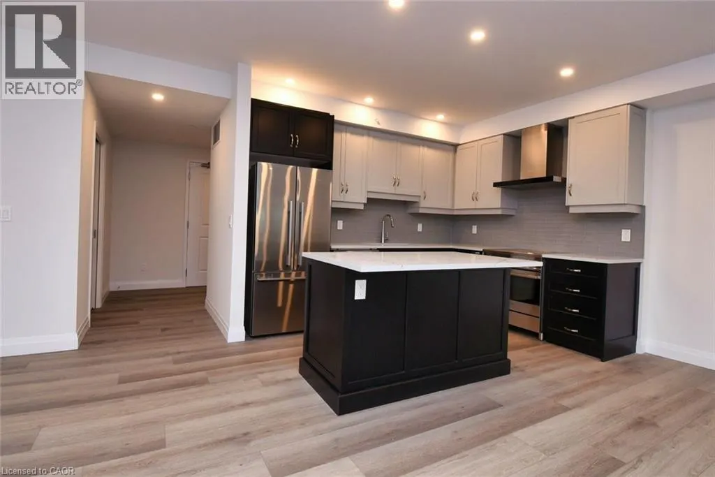 153 WILSON Street W Unit# 306, #306