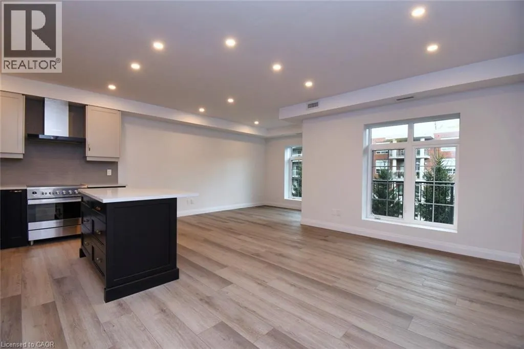 153 WILSON Street W Unit# 306, #306