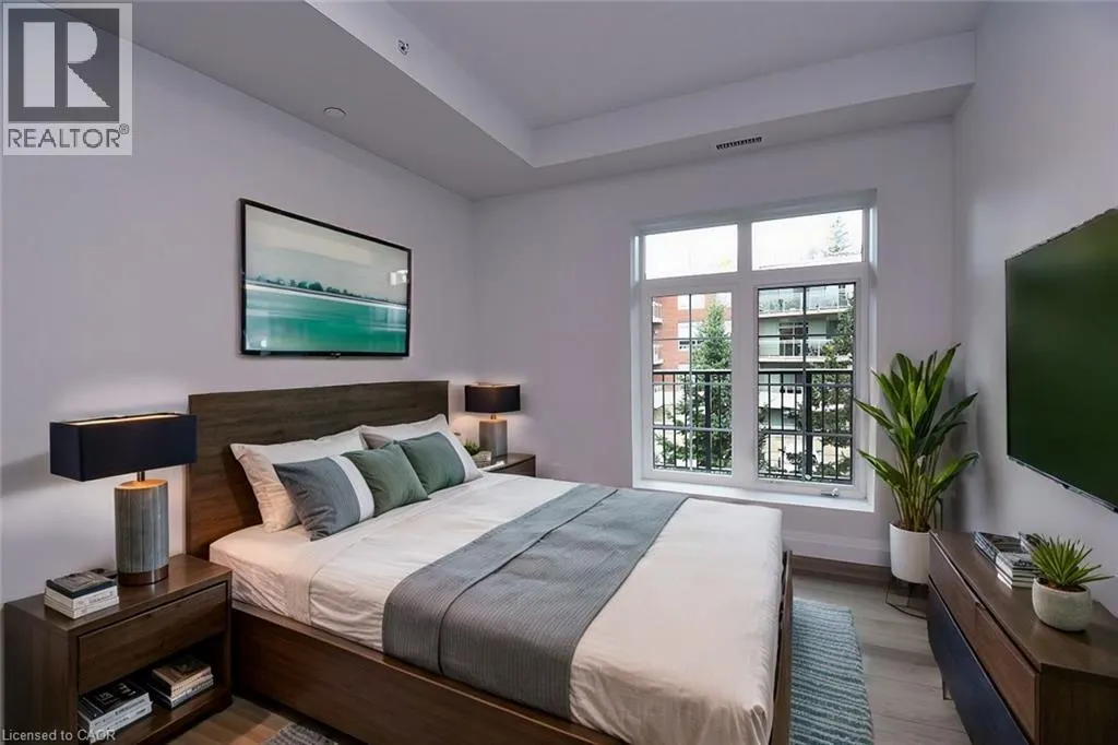 153 WILSON Street W Unit# 306, #306