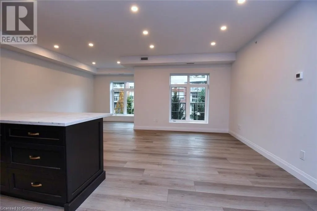 153 WILSON Street W Unit# 306, #306