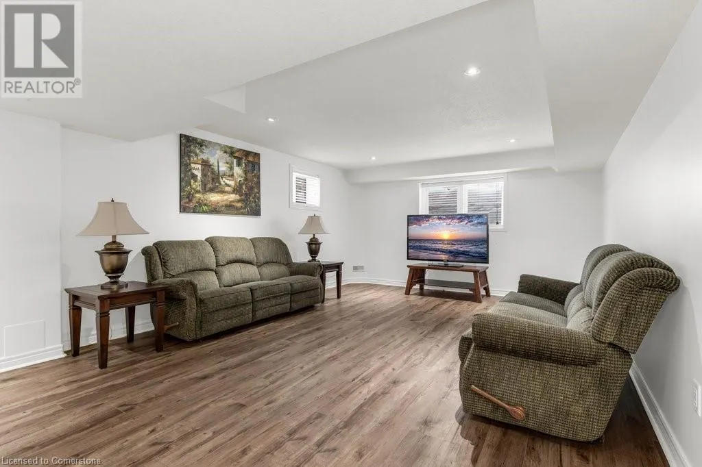 4208 KANE Crescent