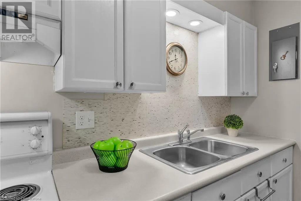 196 SCOTT Street Unit# 222, #222