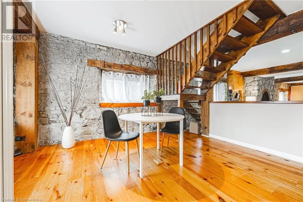 110 FREELTON Road