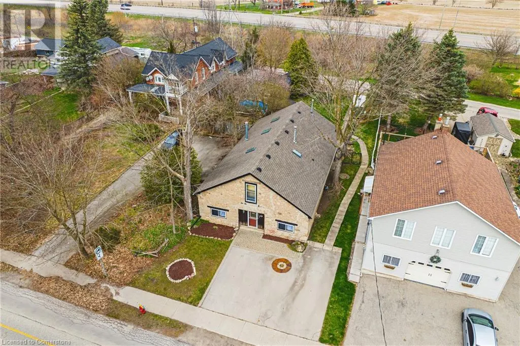110 FREELTON Road