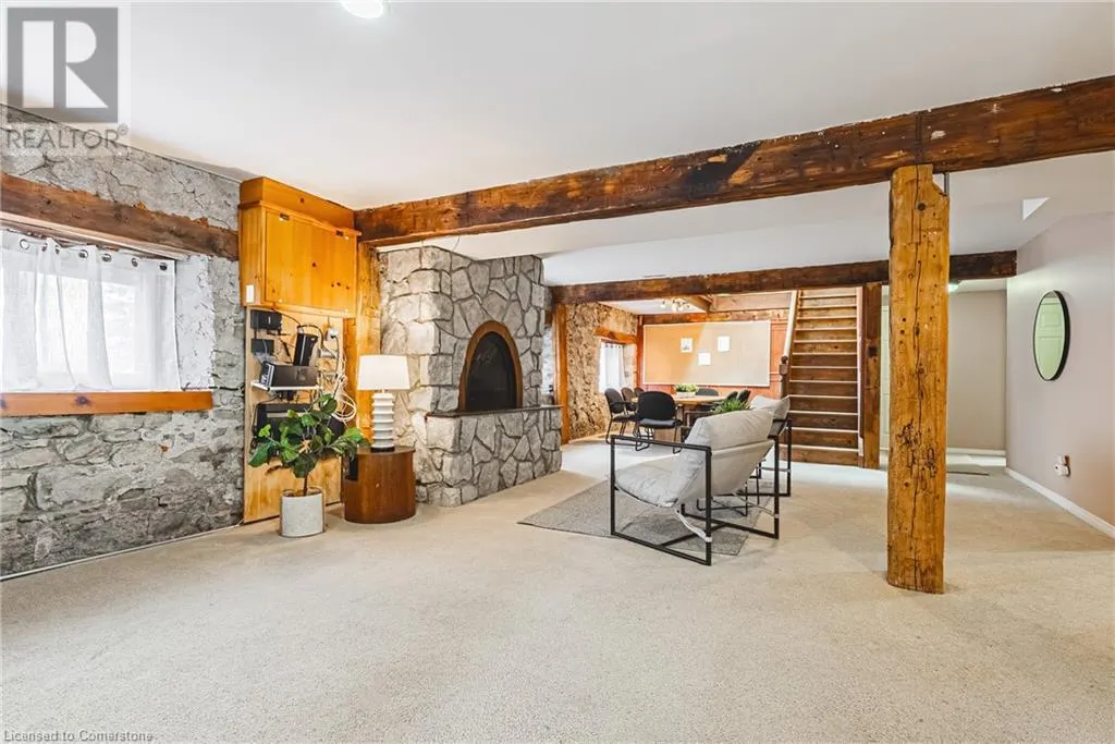 110 FREELTON Road