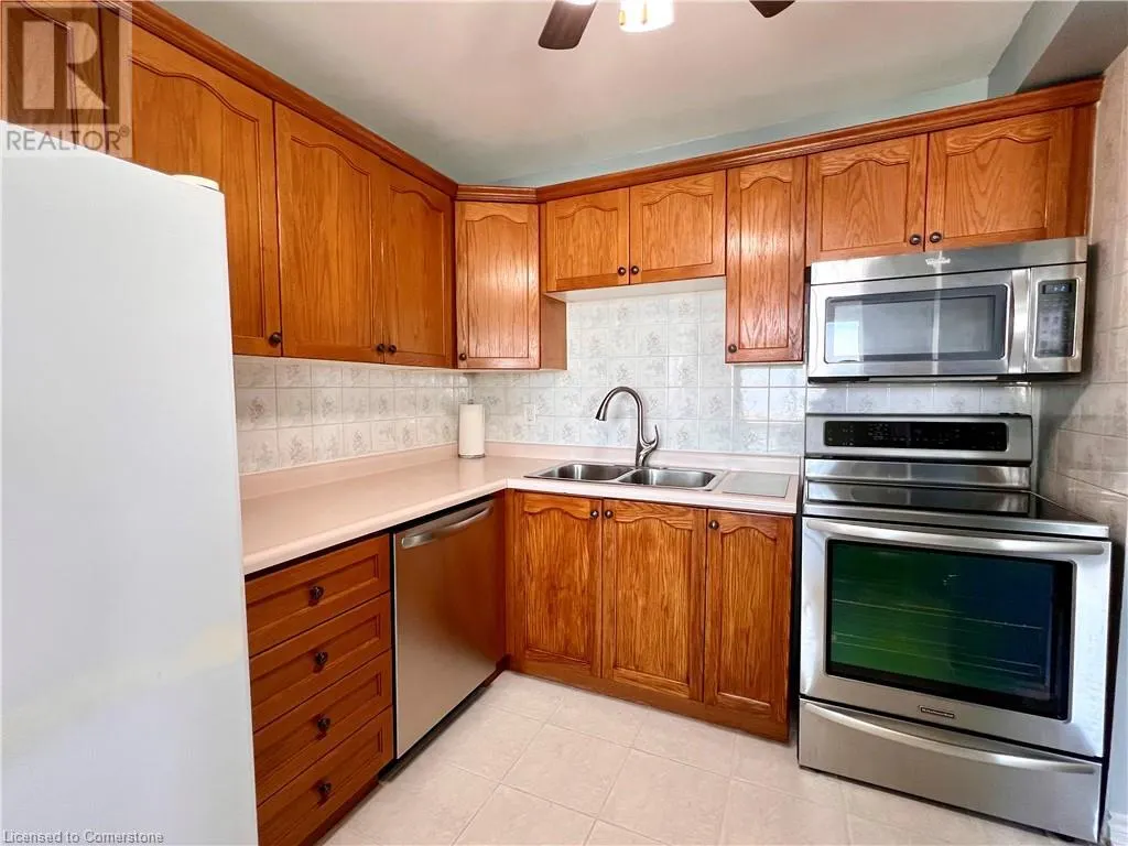 75 GLENBURN Court Unit# 808, #808