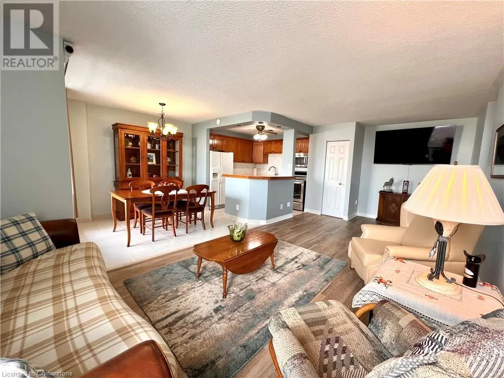 75 GLENBURN Court Unit# 808, #808