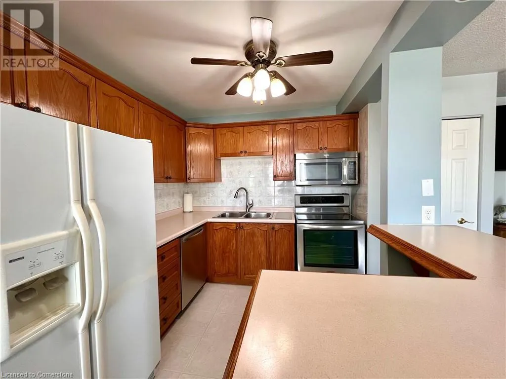 75 GLENBURN Court Unit# 808, #808