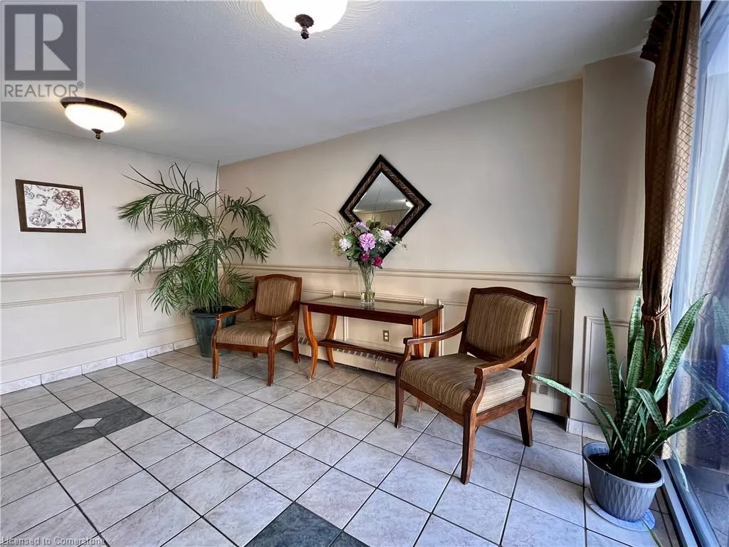 75 GLENBURN Court Unit# 808, #808