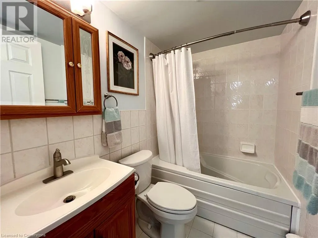 75 GLENBURN Court Unit# 808, #808
