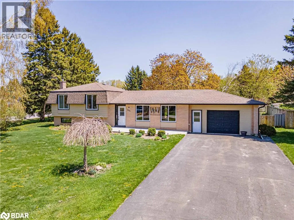 204 CAMILLA Crescent