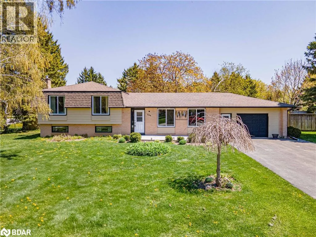204 CAMILLA Crescent