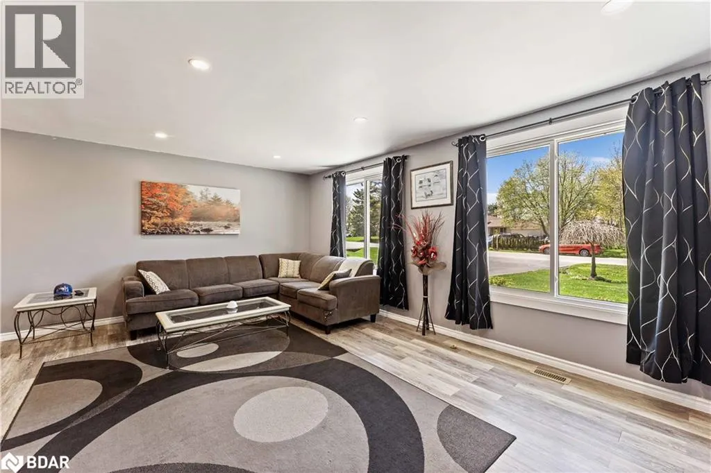 204 CAMILLA Crescent