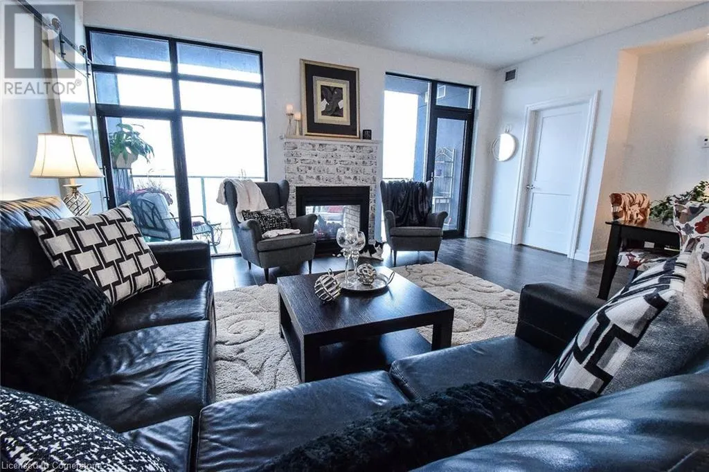 38 HARBOUR Street Unit# PH412, #PH412