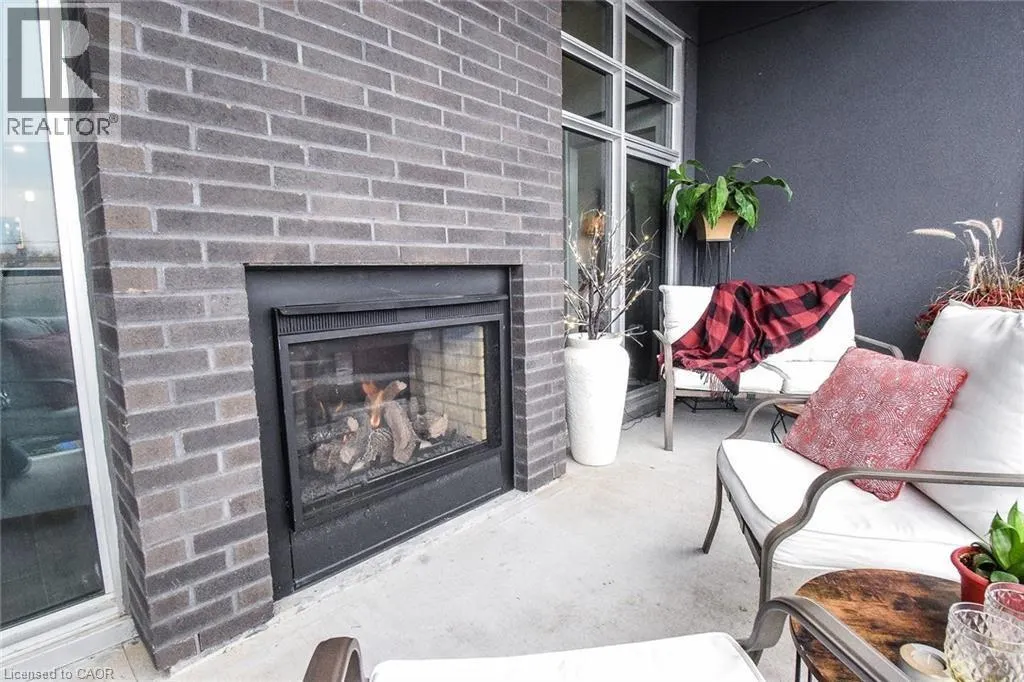 38 HARBOUR Street Unit# PH412, #PH412