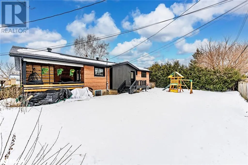 18 DICKSON Road