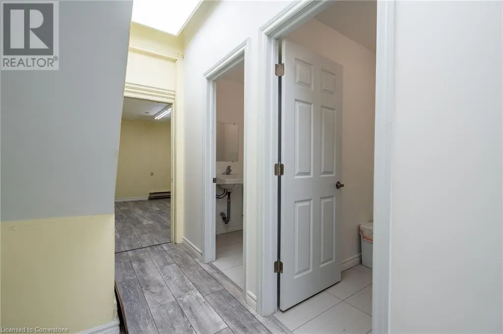 135 JAMES Street N Unit# 2, #2
