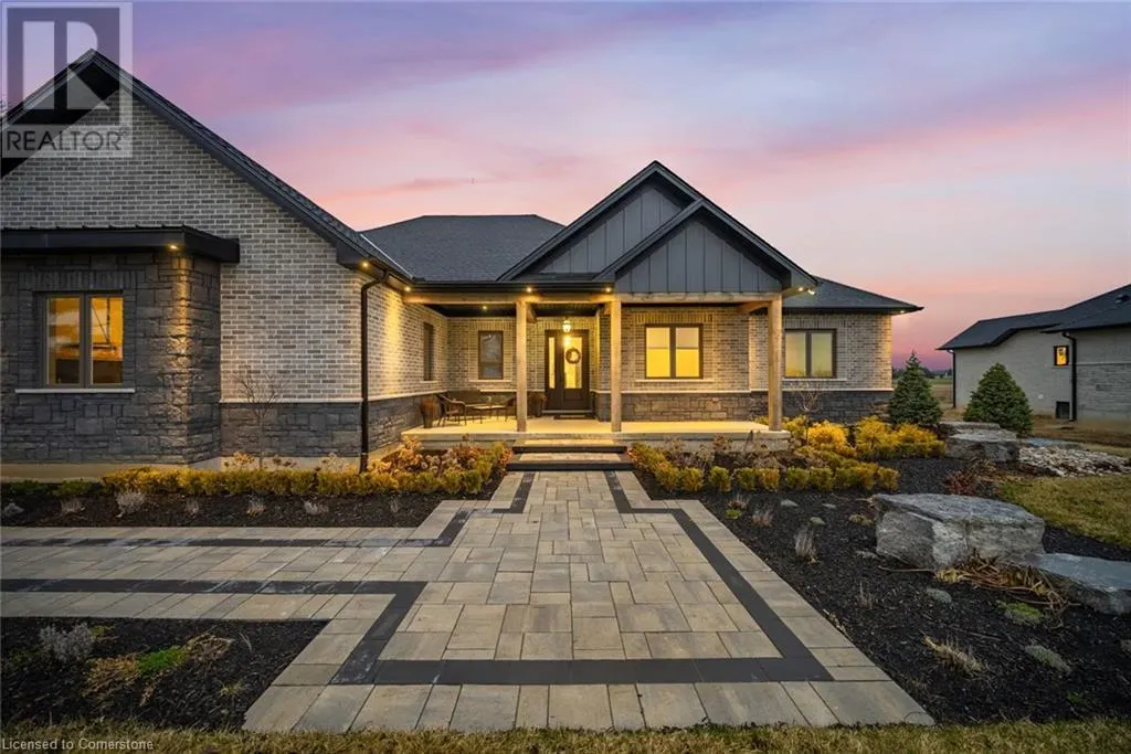 3 CLOVER Lane