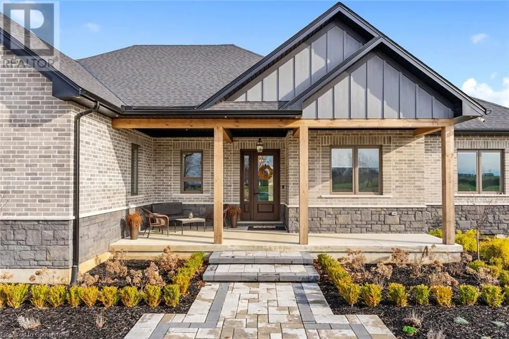 3 CLOVER Lane