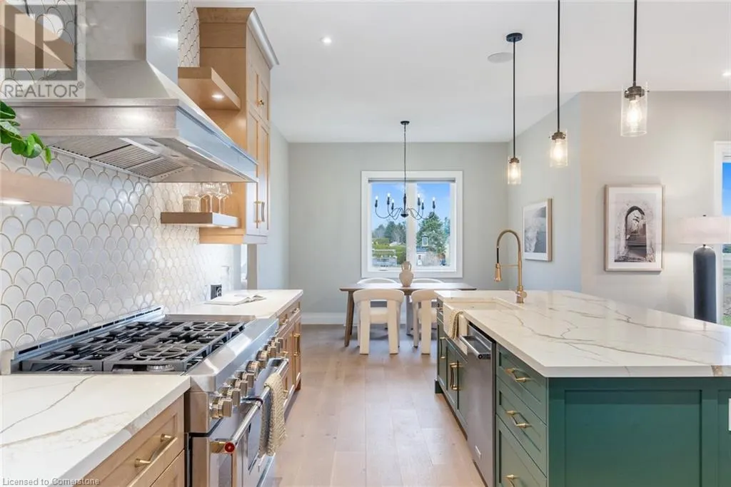 3 CLOVER Lane