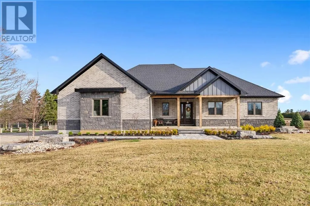 3 CLOVER Lane