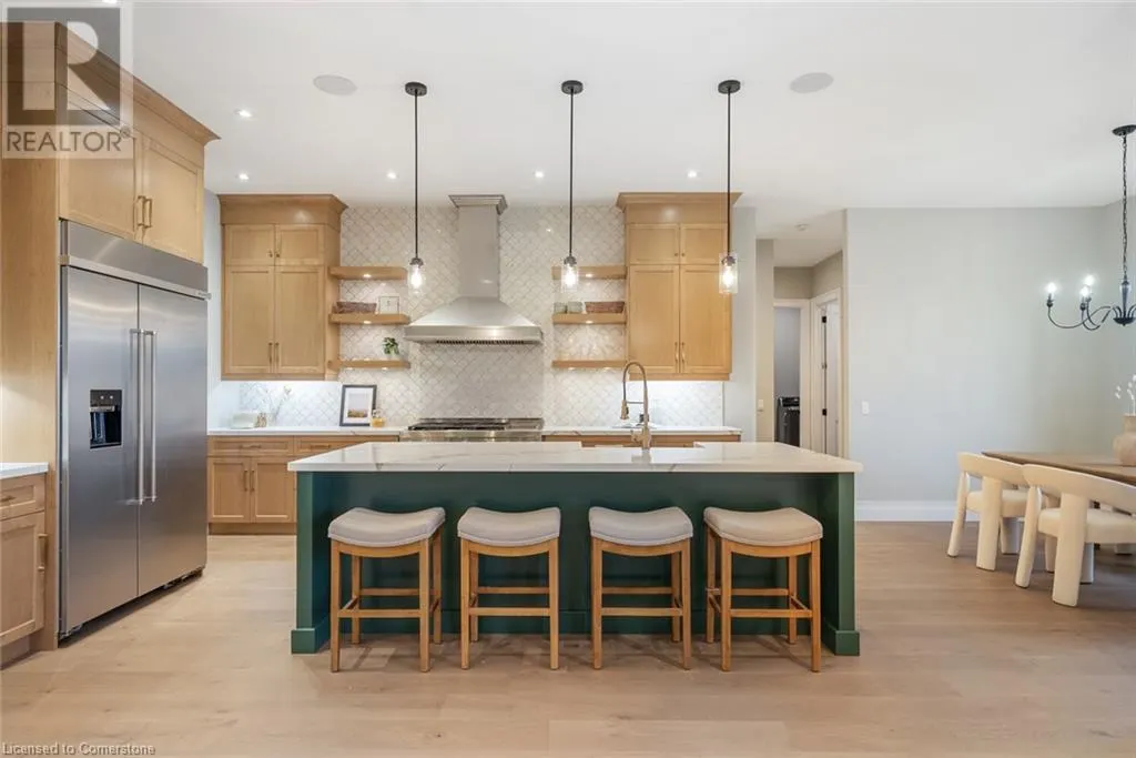 3 CLOVER Lane