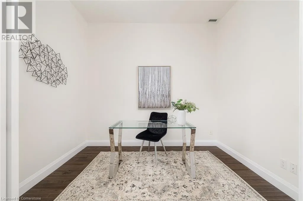 165 DUKE Street E Unit# 305, #305