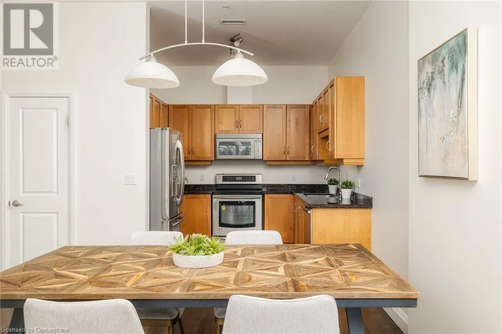 165 DUKE Street E Unit# 305, #305