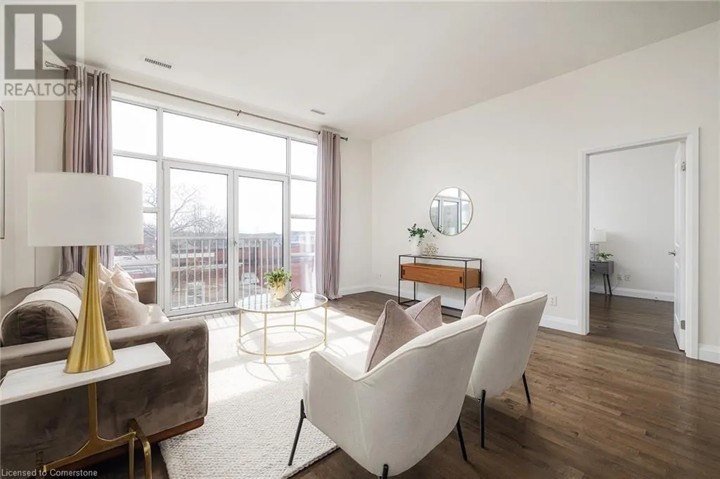 165 DUKE Street E Unit# 305, #305