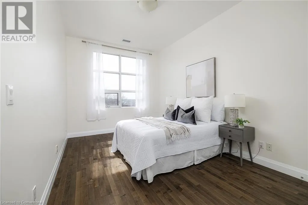 165 DUKE Street E Unit# 305, #305