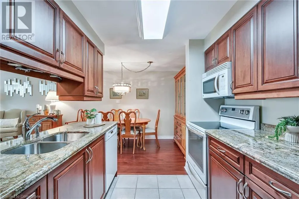 970 GOLF LINKS Road Unit# 205, #205