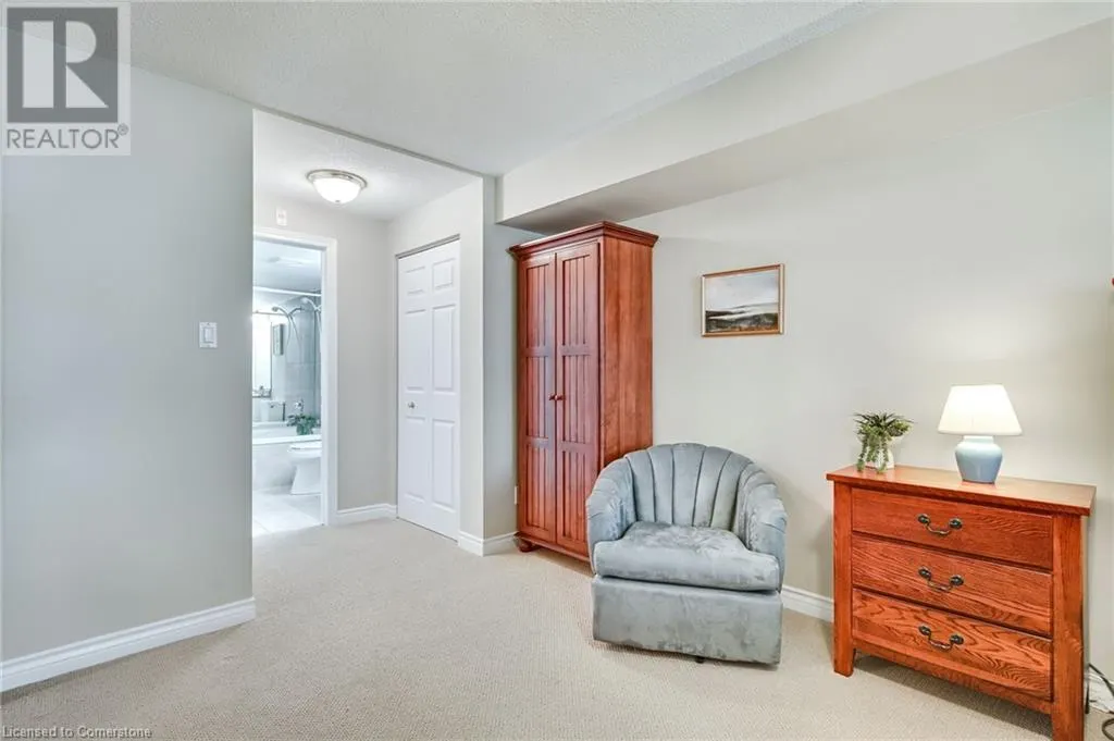 970 GOLF LINKS Road Unit# 205, #205