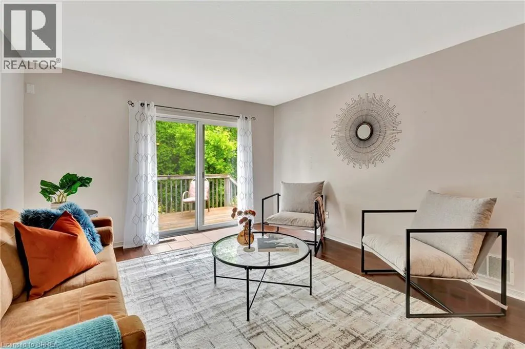 30 SAVANNAH RIDGE Drive