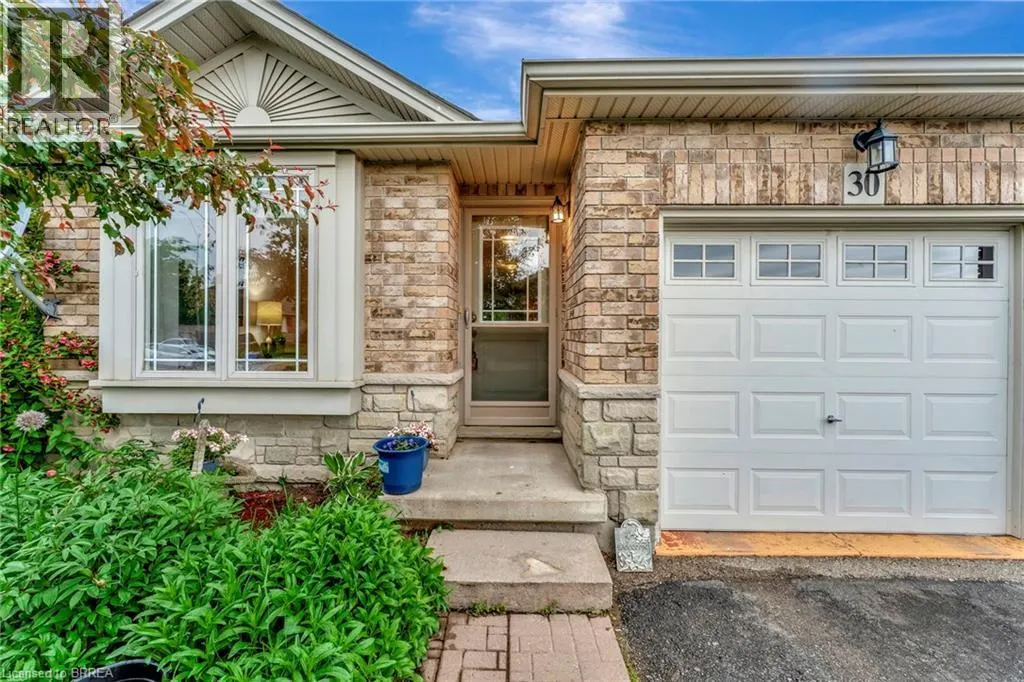 30 SAVANNAH RIDGE Drive