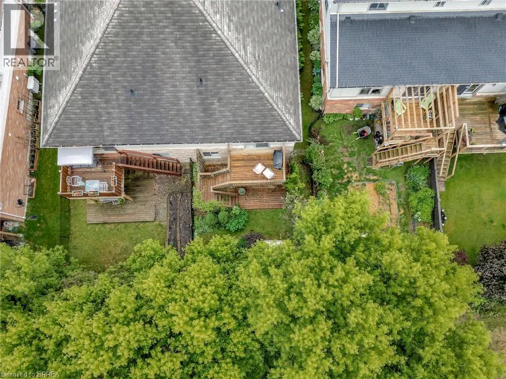 30 SAVANNAH RIDGE Drive