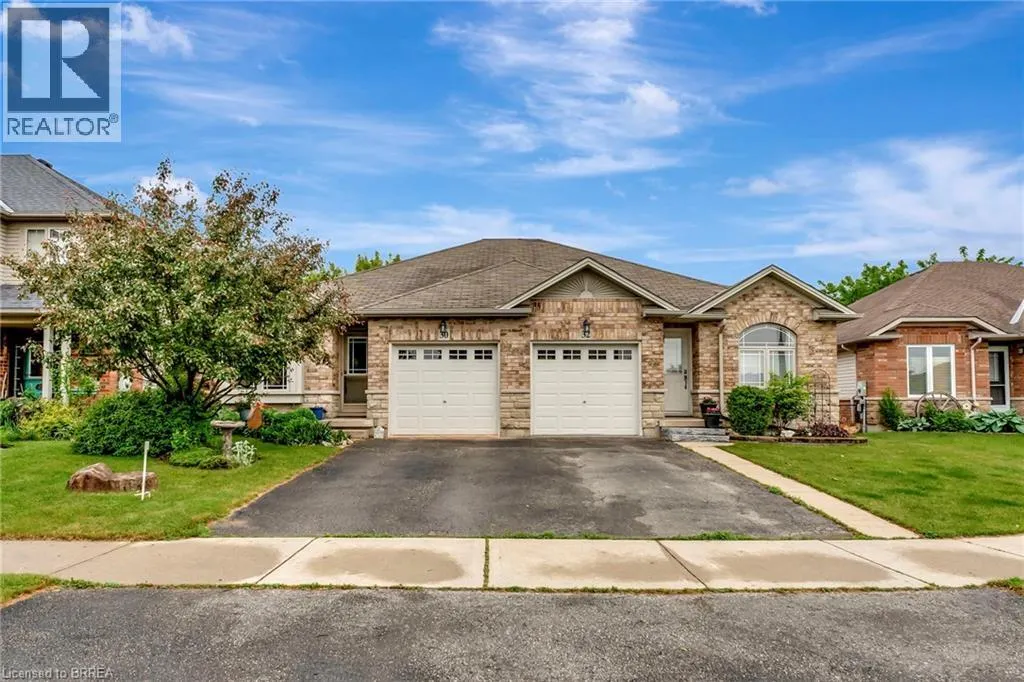 30 SAVANNAH RIDGE Drive