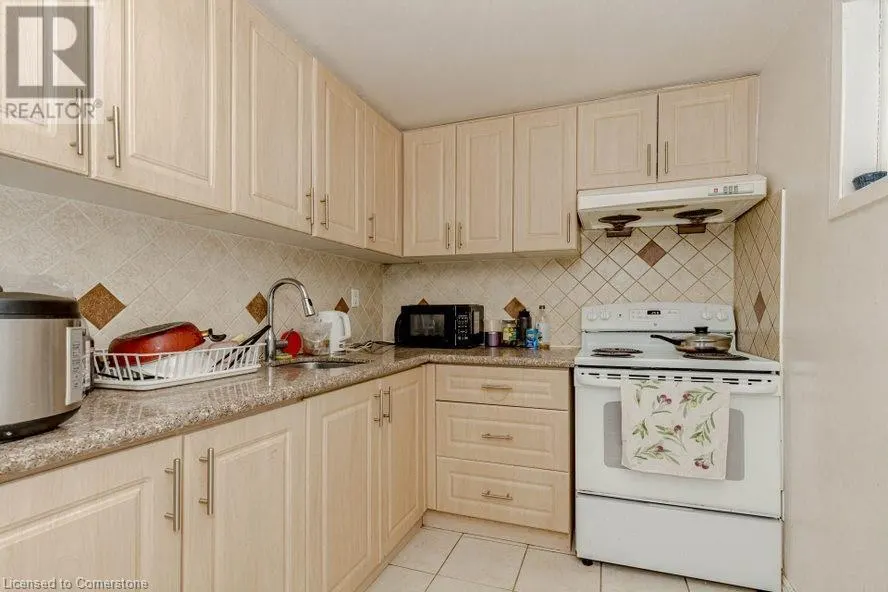 4231 SUGAR BUSH Road