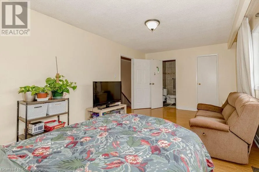 4231 SUGAR BUSH Road