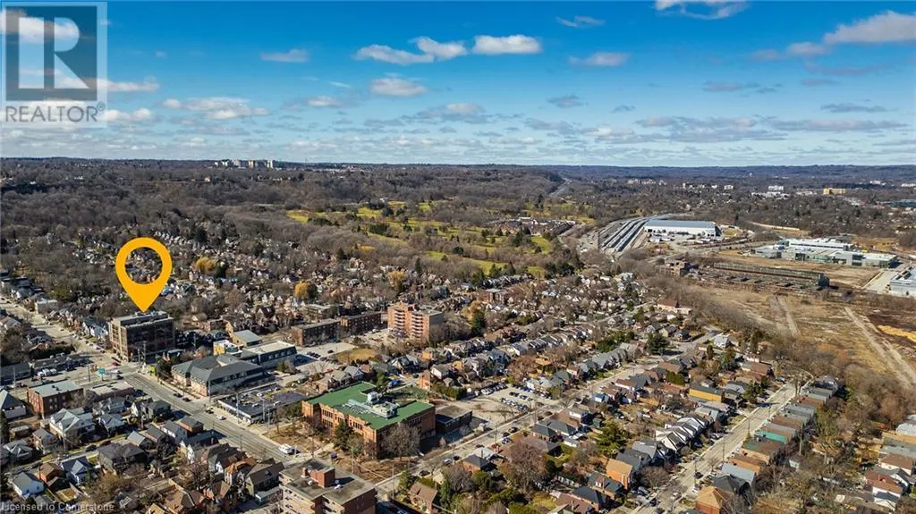 427 ABERDEEN Avenue Unit# 102, #102