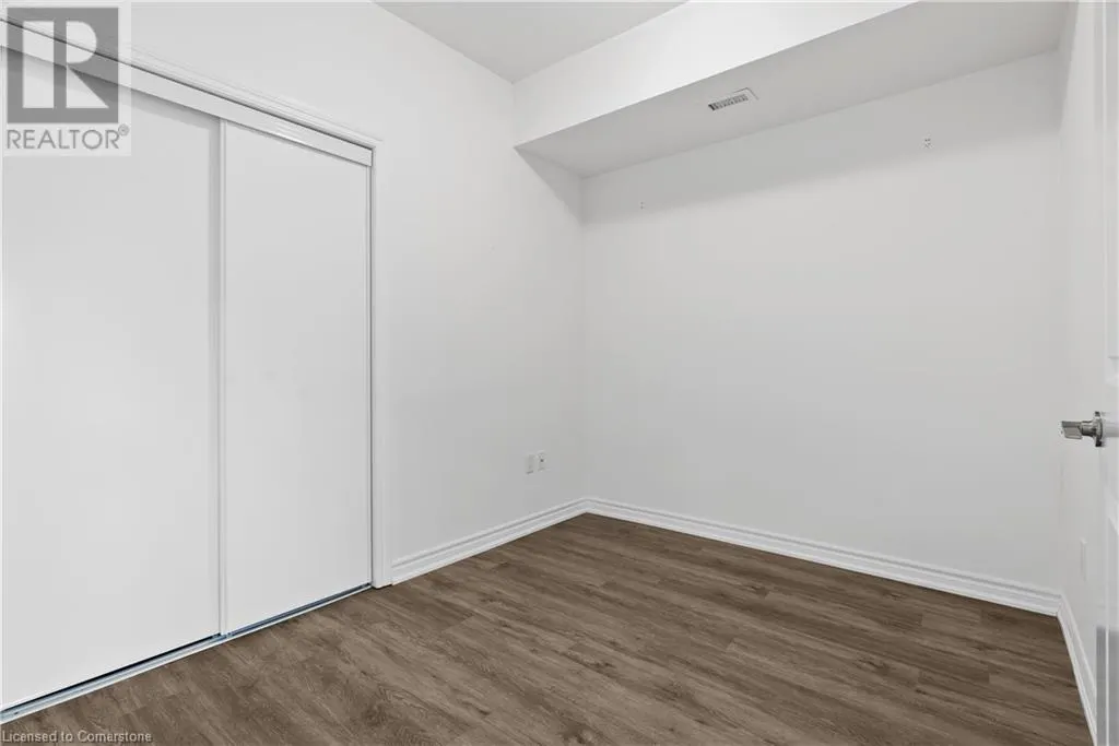 427 ABERDEEN Avenue Unit# 102, #102
