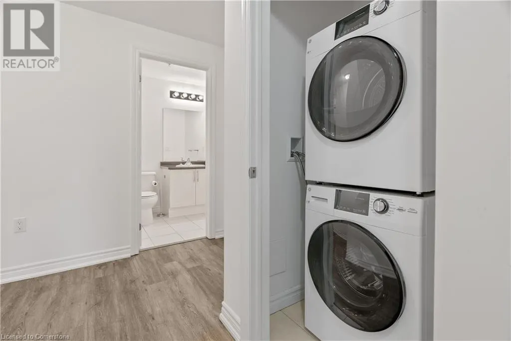 427 ABERDEEN Avenue Unit# 102, #102