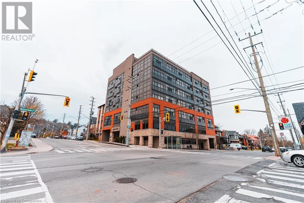 427 ABERDEEN Avenue Unit# 102, #102