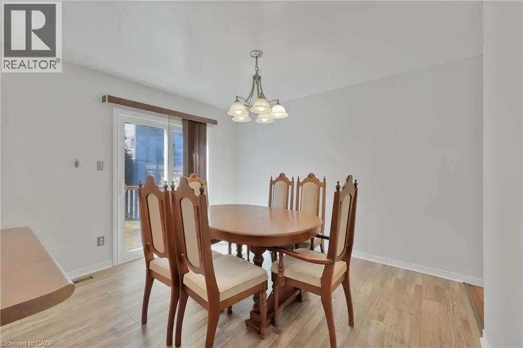 34 PHAIR Crescent