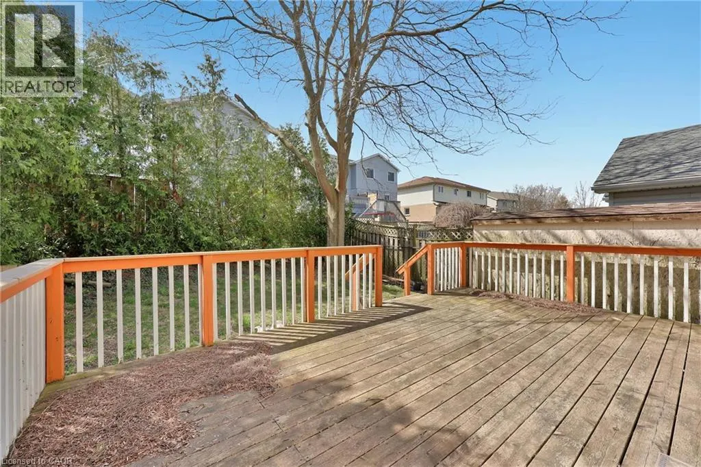 34 PHAIR Crescent