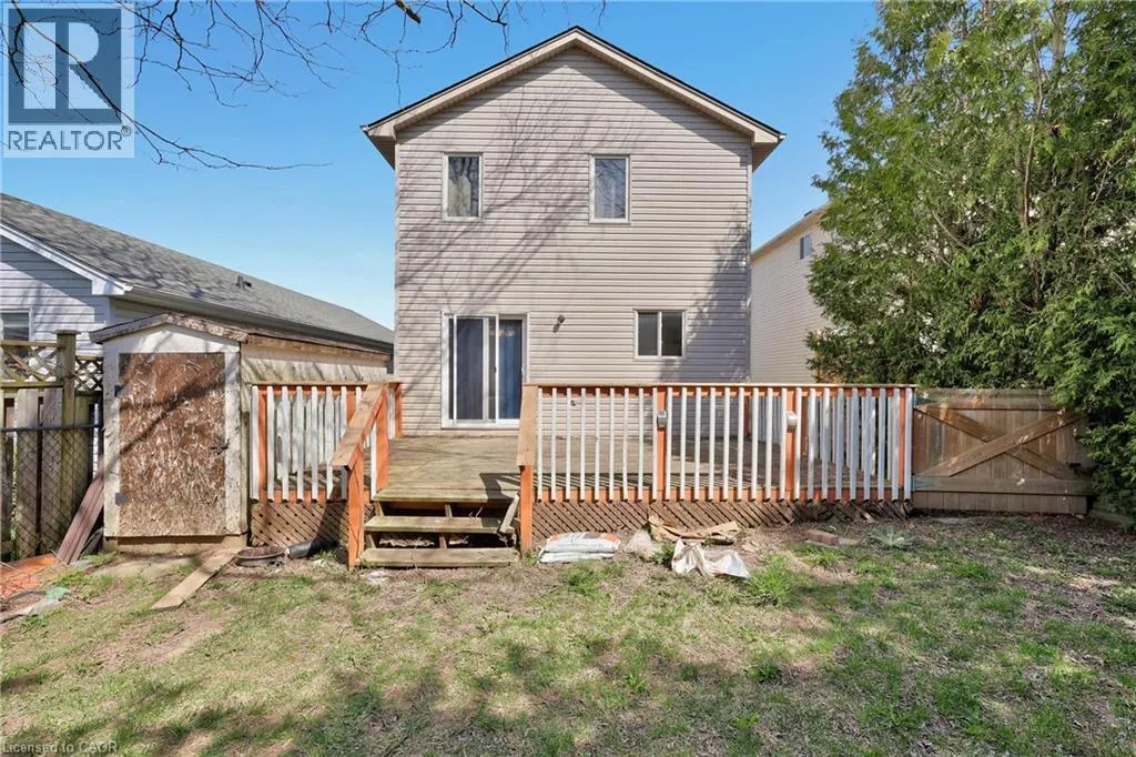 34 PHAIR Crescent