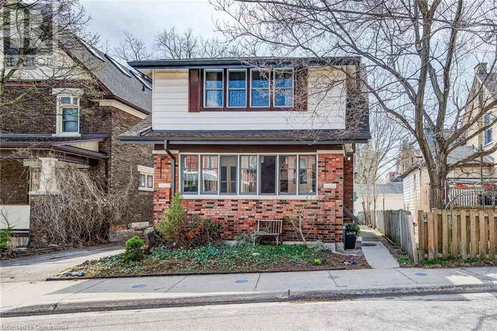 7 DEKAY Street