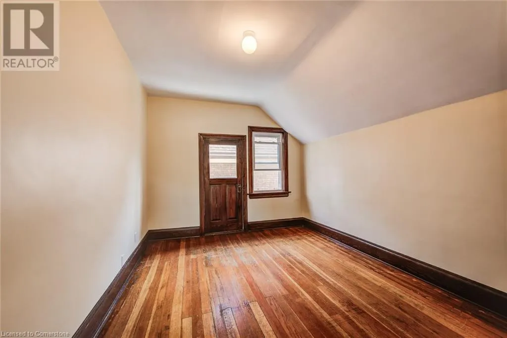 7 DEKAY Street