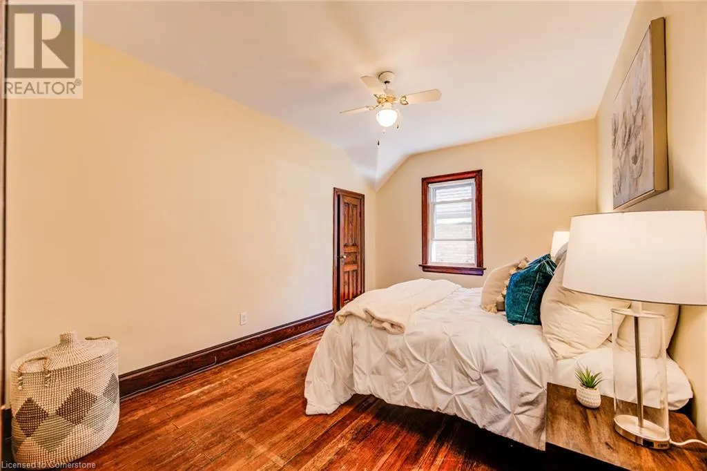 7 DEKAY Street