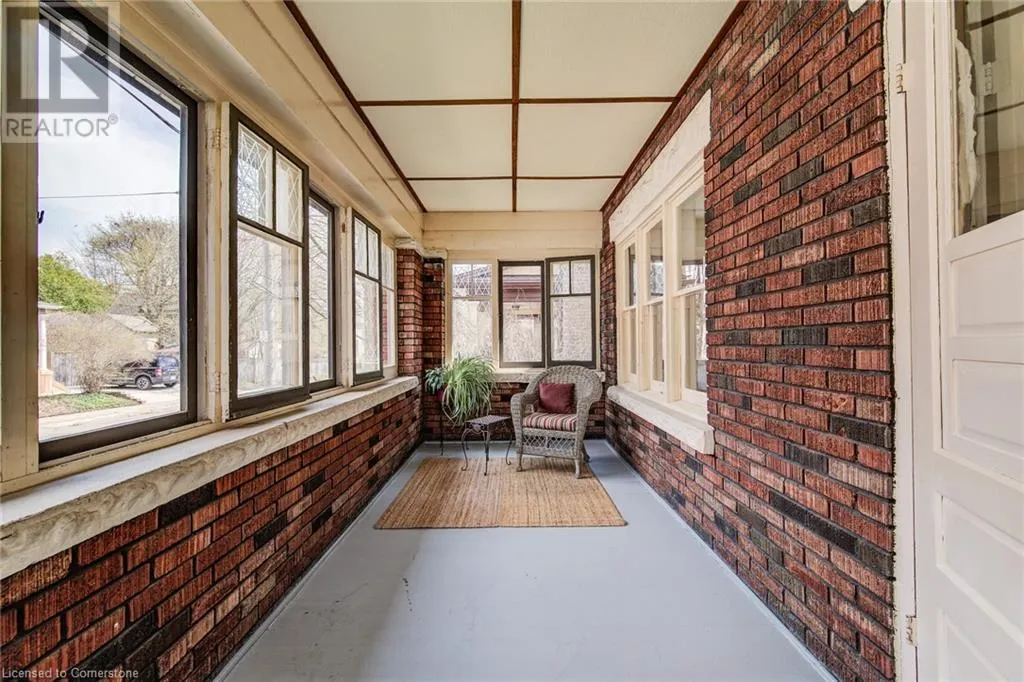 7 DEKAY Street