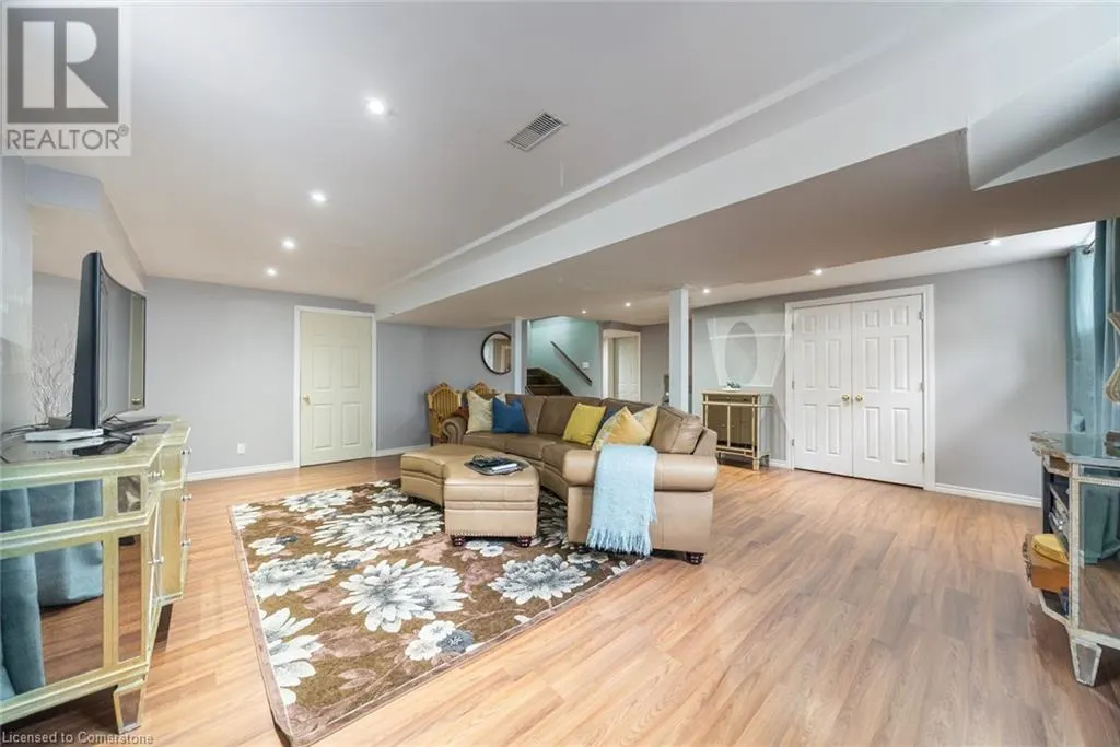 51 ORCHARD Drive